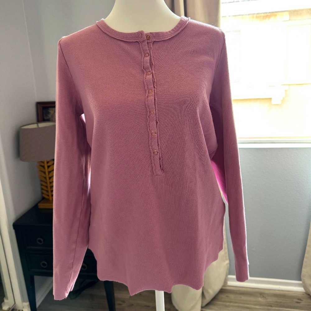 T.La blush pink long sleeve knit top Size Large